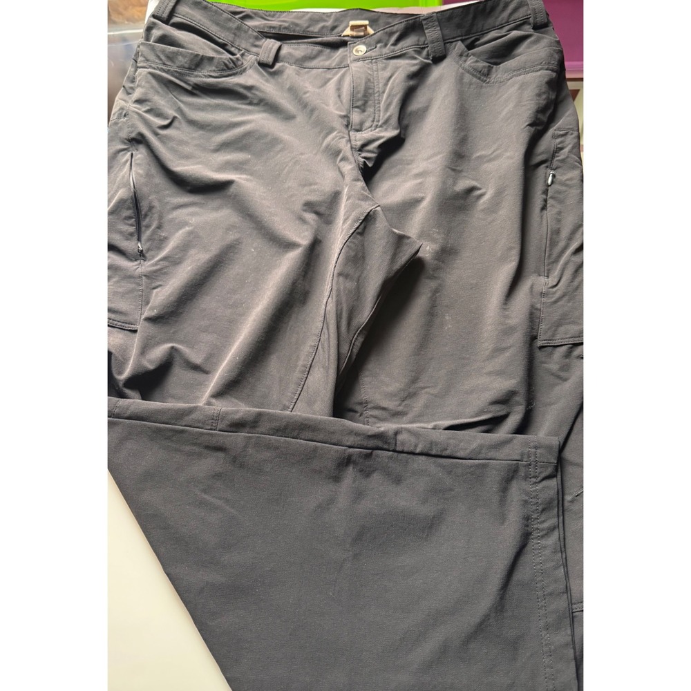Duluth Trading Co Dry on the Fly Cargo Pants Gray Mens Nylon Hiking Workwear